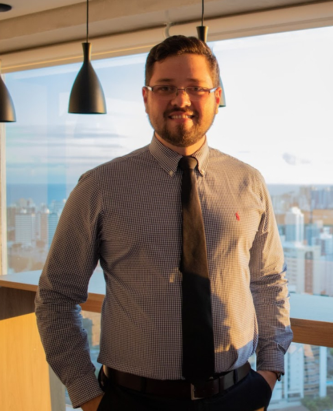 Foto da capa de Dr. Alexandre Ziomkowski | Urologista | Urologia | Cirurgia Robótica | Reversão de Vasectomia | Urologista Infantil